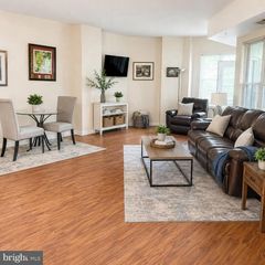7101 BAY FRONT DR #202, Annapolis, MD 21403
