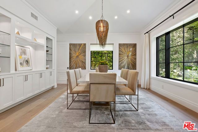 1545 Amalfi Drive, Pacific Palisades (los Angeles), CA 90272