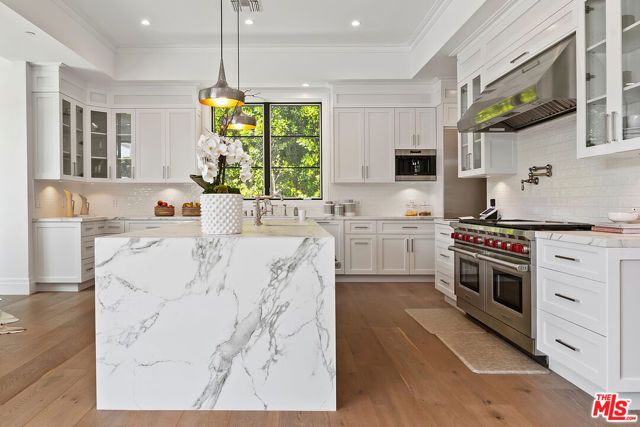 1545 Amalfi Drive, Pacific Palisades (los Angeles), CA 90272