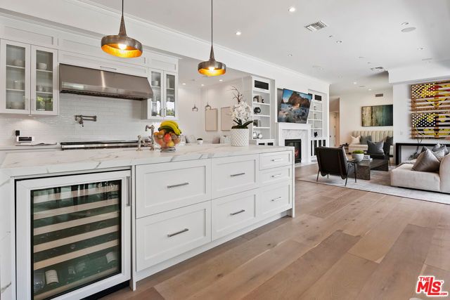 1545 Amalfi Drive, Pacific Palisades (los Angeles), CA 90272