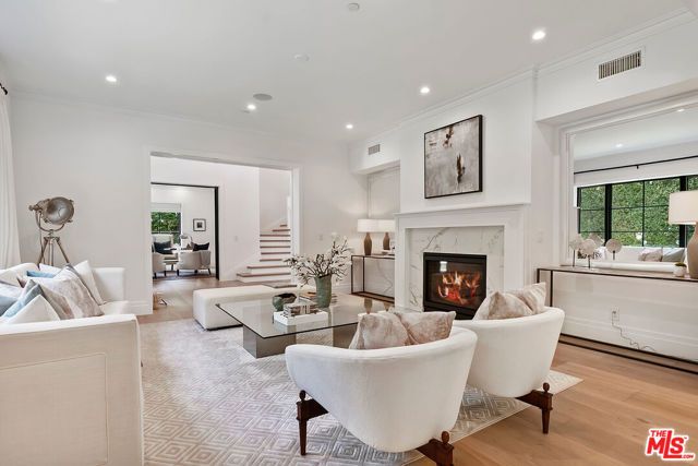 1545 Amalfi Drive, Pacific Palisades (los Angeles), CA 90272