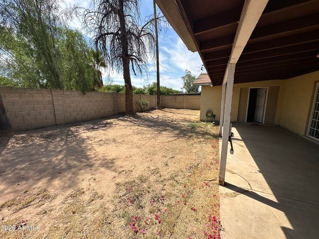 5201 W IRONWOOD Drive, Glendale, AZ 85302