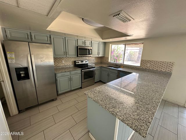 5201 W IRONWOOD Drive, Glendale, AZ 85302