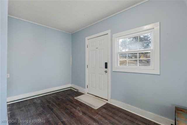 1401 N 6th Street, Van Buren, AR 72956