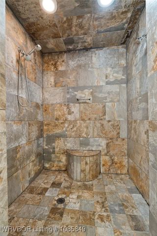 1401 N 6th Street, Van Buren, AR 72956