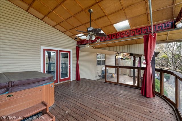 1401 N 6th Street, Van Buren, AR 72956