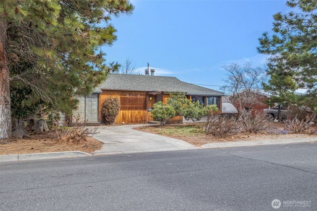 219 K Street SW, Quincy, WA 98848