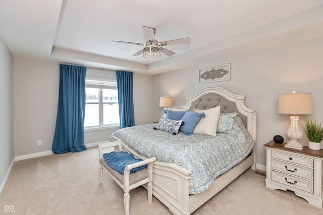 2621 Creek Bank Drive, Columbus, IN 47201