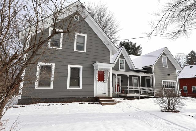 299 Latham Works Lane, Hartford, VT 05001