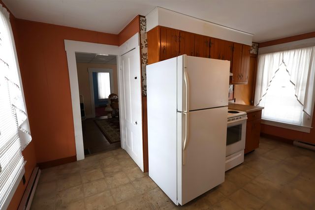 299 Latham Works Lane, Hartford, VT 05001