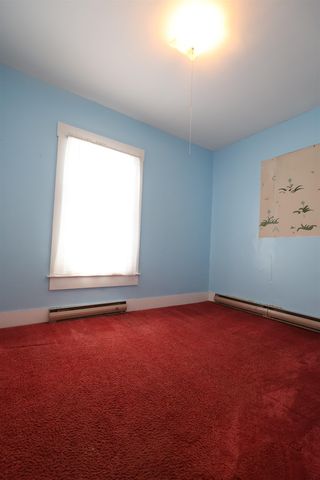 299 Latham Works Lane, Hartford, VT 05001