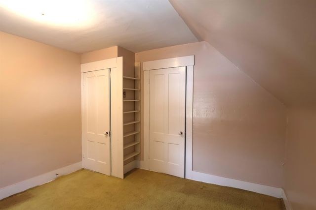 299 Latham Works Lane, Hartford, VT 05001