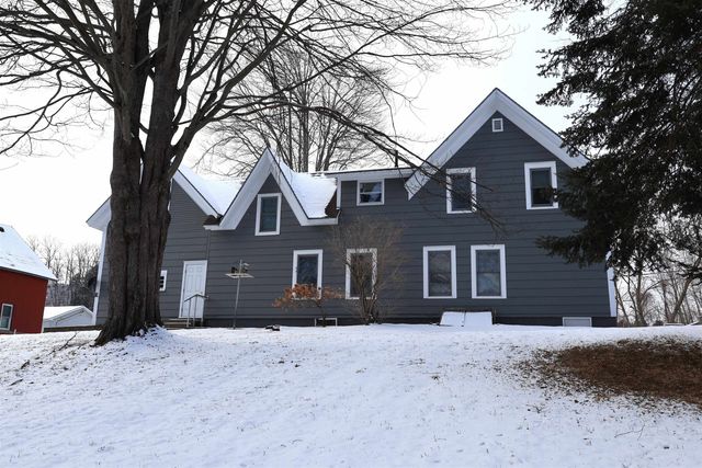 299 Latham Works Lane, Hartford, VT 05001