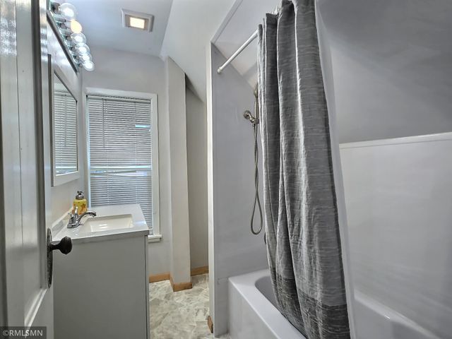 711 2nd Street N, Dassel, MN 55325