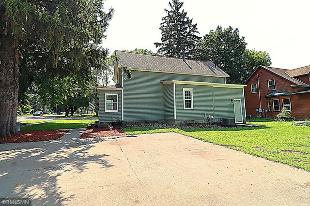 711 2nd Street N, Dassel, MN 55325