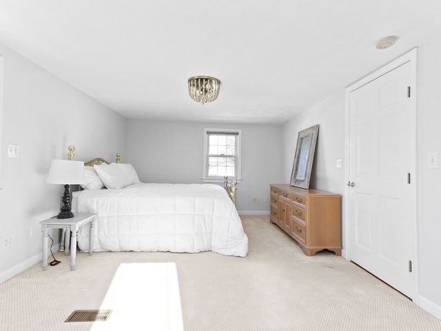 45 Redwood Drive, Norwood, MA 02062