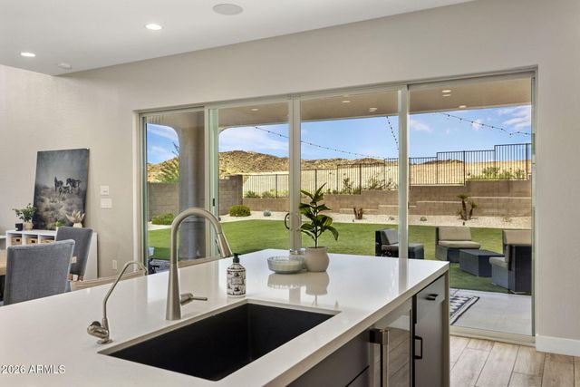 1838 E VILLA LINDA Drive, Phoenix, AZ 85024