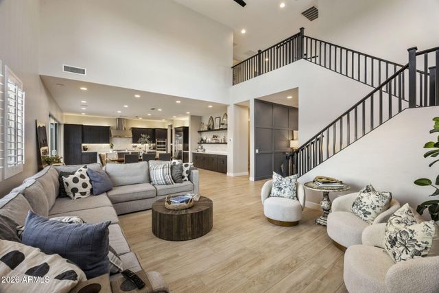 1838 E VILLA LINDA Drive, Phoenix, AZ 85024