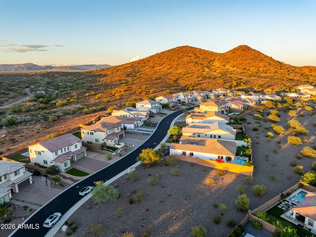 1838 E VILLA LINDA Drive, Phoenix, AZ 85024