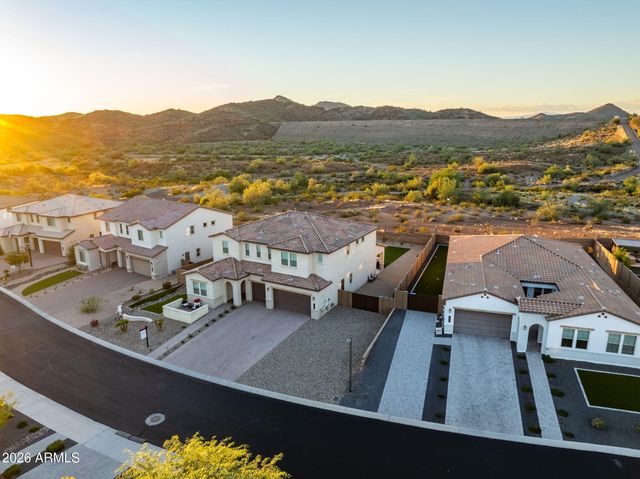 1838 E VILLA LINDA Drive, Phoenix, AZ 85024
