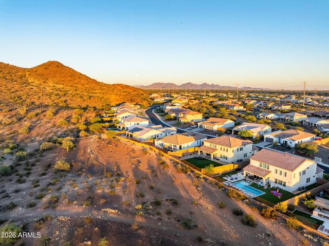 1838 E VILLA LINDA Drive, Phoenix, AZ 85024