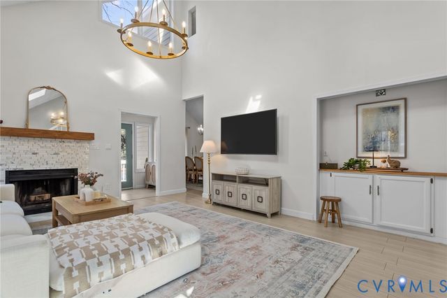 3203 Barnes Spring Ct, Midlothian, VA 23112