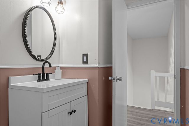 3203 Barnes Spring Ct, Midlothian, VA 23112