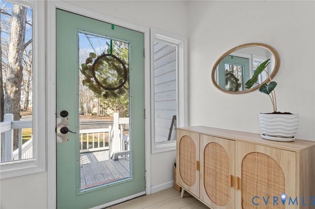 3203 Barnes Spring Ct, Midlothian, VA 23112