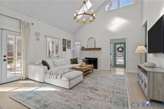 3203 Barnes Spring Ct, Midlothian, VA 23112