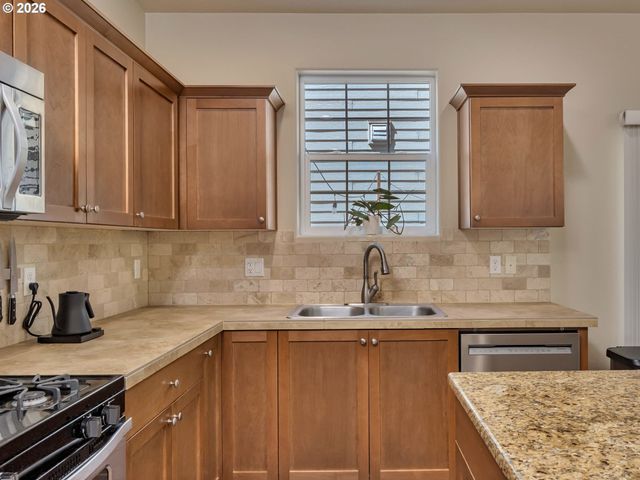 11118 Sw MONT BLANC St, Wilsonville, OR 97070
