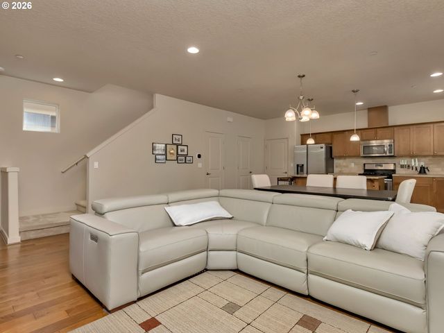 11118 Sw MONT BLANC St, Wilsonville, OR 97070