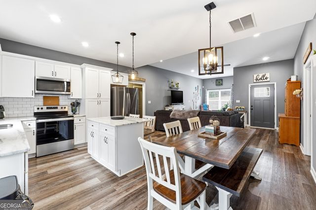 133 PEBBLEBROOK Way, Temple, GA 30179