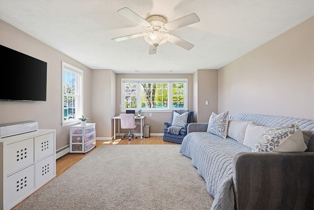 18 Anchorage Rd, Franklin, MA 02038