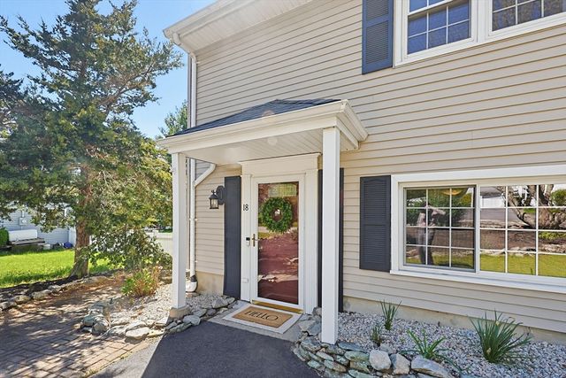 18 Anchorage Rd, Franklin, MA 02038