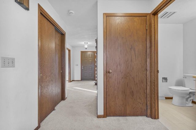 120 GREGOR COURT, Appleton, WI 54915