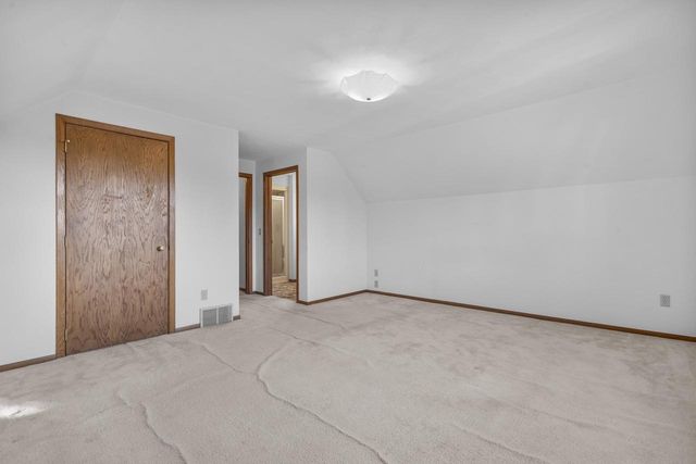 120 GREGOR COURT, Appleton, WI 54915