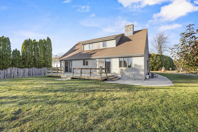 120 GREGOR COURT, Appleton, WI 54915