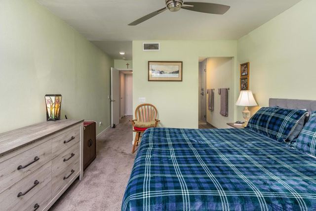 215 Via Reneca, Palm Desert, CA 92260