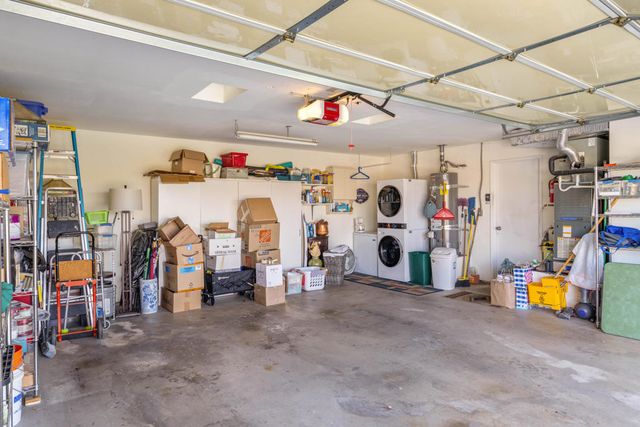 215 Via Reneca, Palm Desert, CA 92260