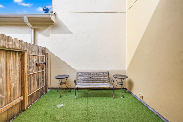 2026 Palm Forest Lane, Houston, TX 77077