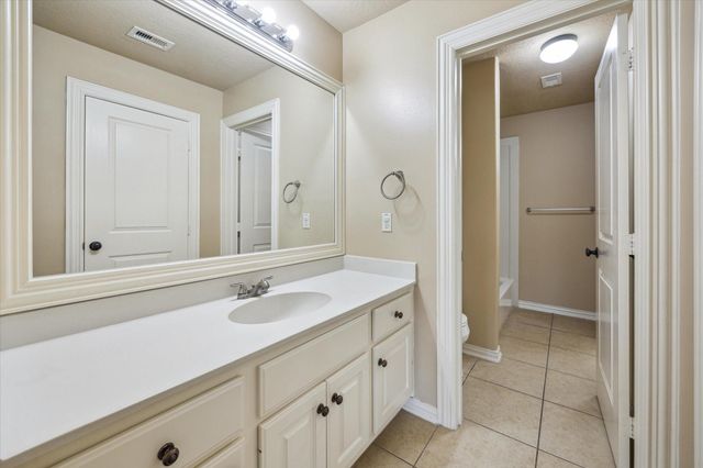 2026 Palm Forest Lane, Houston, TX 77077