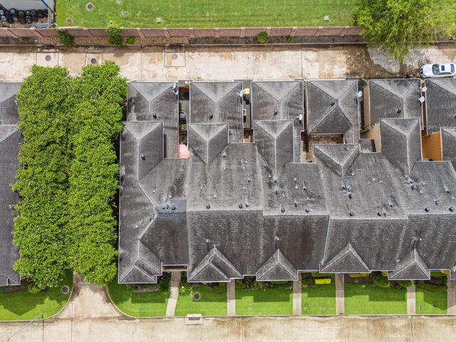 2026 Palm Forest Lane, Houston, TX 77077