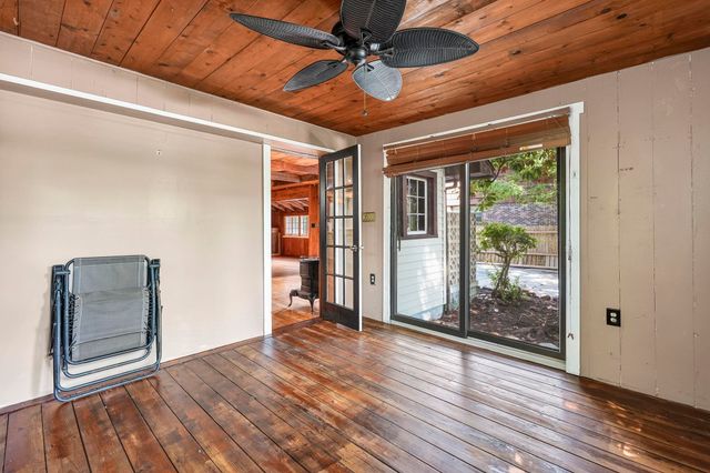 419 3rd Ave. S, Surfside Beach, SC 29575