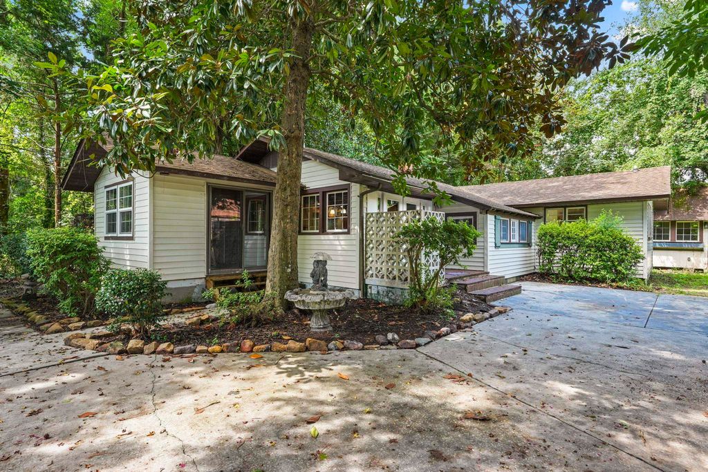419 3rd Ave. S, Surfside Beach, SC 29575