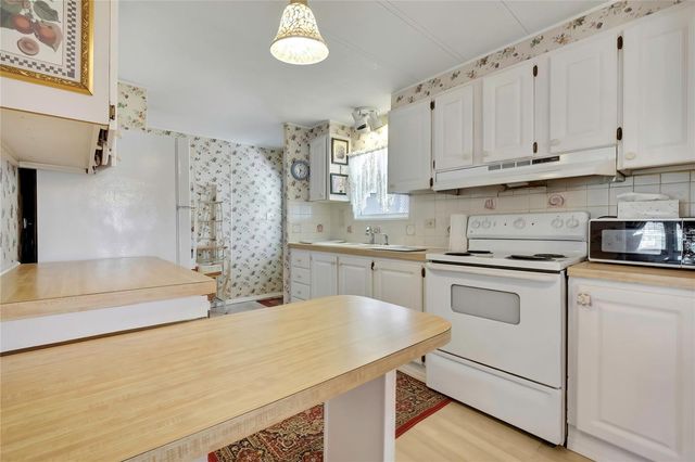 4809 EMPRESS LANE, Holiday, FL 34690