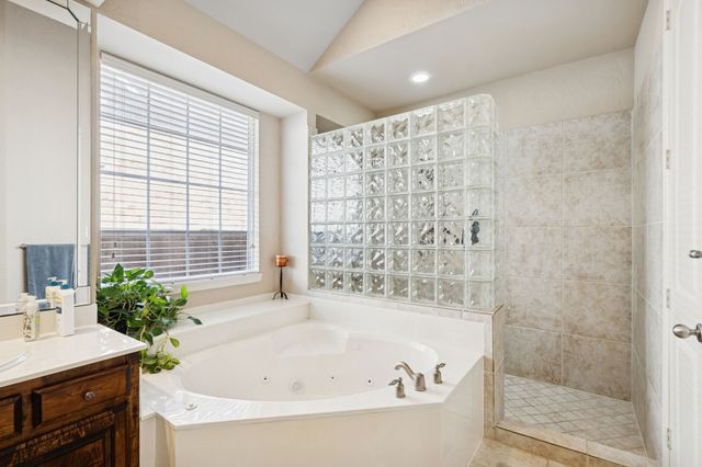 4720 Shelley Drive, Flower Mound, TX 75022