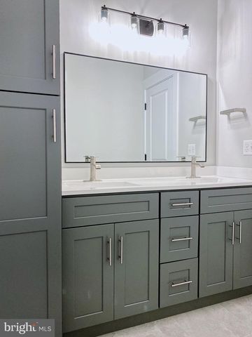 70 LONG LN, Kirkwood, PA 17536