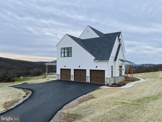 70 LONG LN, Kirkwood, PA 17536