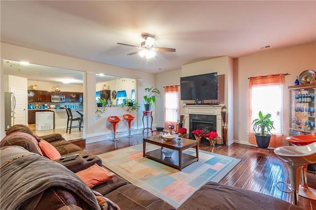 2764 Feldspar Way, Riverdale, GA 30296