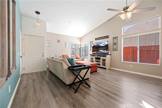 7235 Ayers Rock, Riverside, CA 92508